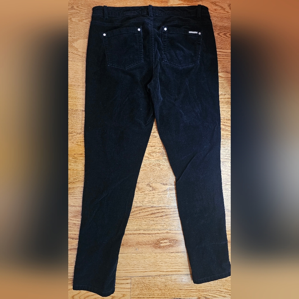 Women's Michael Kors Black Corduroy pants size 6